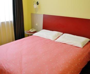Home Inn Linzi Bus Station Qing Zhou Zewnętrze zdjęcie